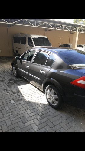 Renault Megane 2007 1.6 Dynamique Hi-flex 4p