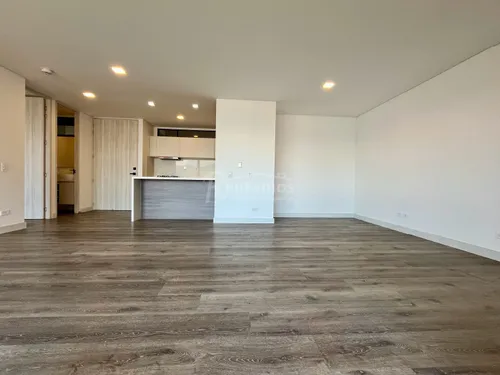 Apartamento En Venta En Tesoro. Cod V776071