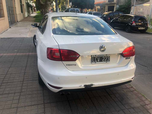 Volkswagen Vento 2.5 Luxury 170cv 2012