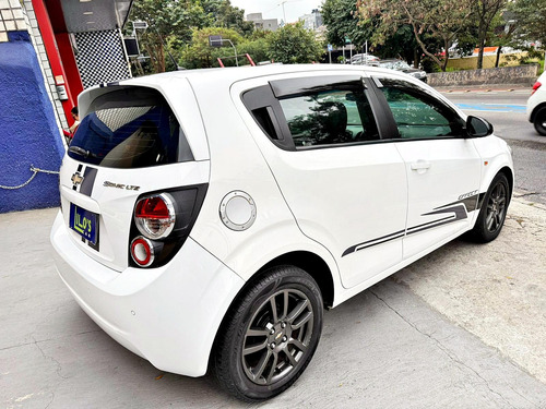 Chevrolet Sonic 1.6 LTZ EFFECT 16V FLEX 4P AUTOMÁTICO