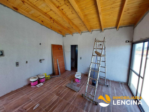 Imagen 8 de 11 de Departamento En Venta - 1 Dormitorios - Carlos Paz