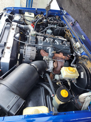 Ford F-1000 4.3 XLT 4X2 CS TURBO DIESEL 2P MANUAL