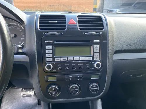 Volkswagen Bora 2.5 Prestige