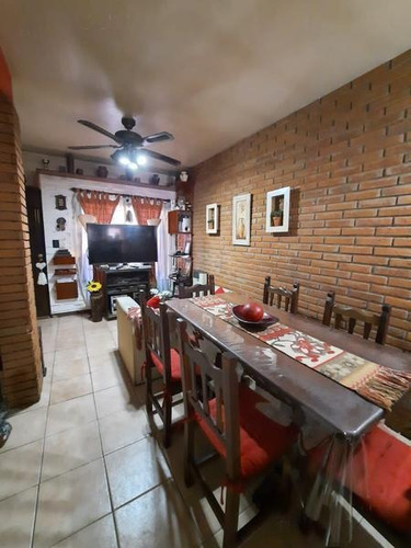 Imagen 3 de 13 de Triplex 4 Ambientes - Ramos Mejia Sur