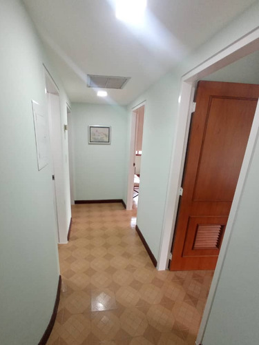 En Venta Apto Parque Cotoperiz. Barrio Sucre. Maracay