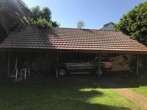 Imagen 3 de 9 de Lote 1450 Mts Con 2 Casas, Castelar, Parque Libre