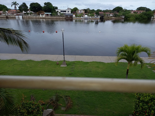 Imagen 23 de 26 de Exclusivo Town House Porto Novo, Puerto Encantado