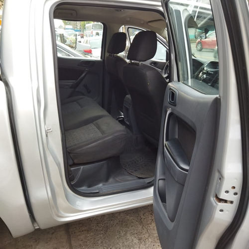 Imagen 10 de 15 de Ford Ranger 2.2 Turbo Diesel Doble Cabina 4x2