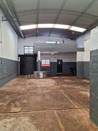 Imagen 9 de 16 de Muy Buen Galpón/depósito Zona Industrial