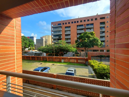 Imagen 27 de 30 de Alquilo Apartamento 80m2 1h/2b/2pe Campo Alegre 1498