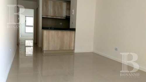 Imagen 4 de 17 de Blanco Encalada Al 3000 A Estrenar