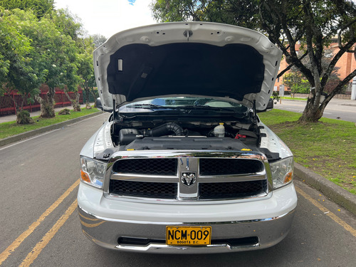 Dodge Ram 5.7 1500 Slt 4x2