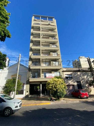 Departamento De Un Dormitorio En Venta En La Plata