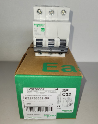 Disyuntor tripolar Schneider Easy9 3p 32a Curva C EZ9f56332