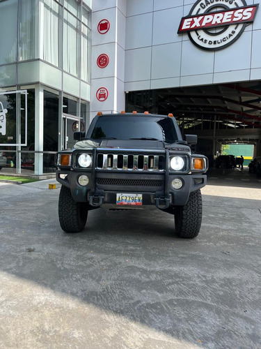 Hummer H3
