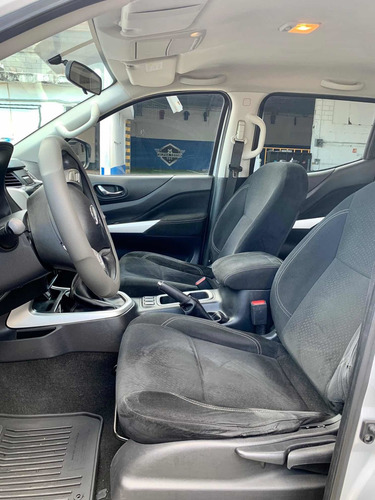 Imagen 11 de 14 de Nissan Np300 Frontier 2018 2.5 Le Aa Mt