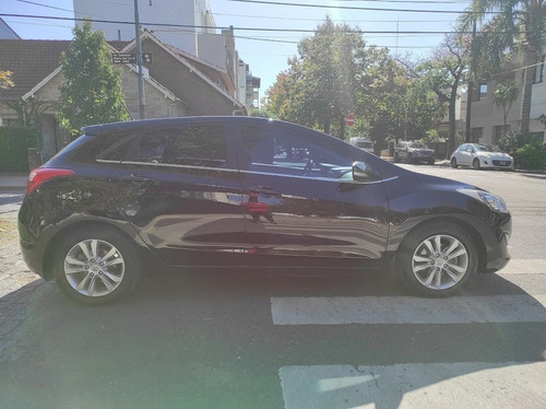 Imagen 6 de 13 de Hyundai I30 Premium 2014 Gpdevoto