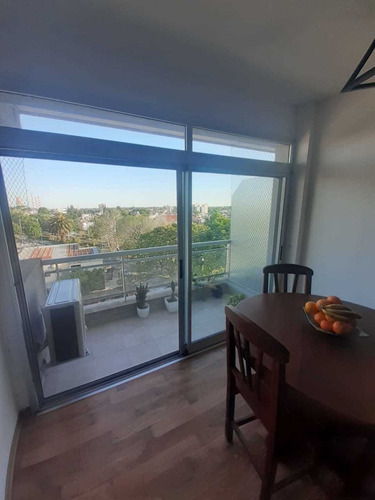 Imagen 5 de 14 de Departamento 2 Ambientes En Venta Berazategui Centro Cochera