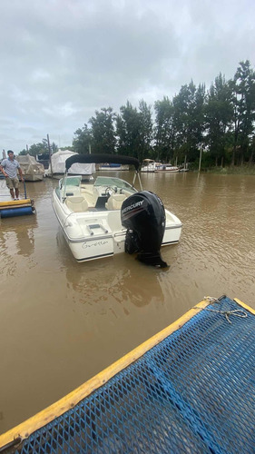 Imagen 21 de 25 de Bermuda Twenty Mercury 150hp 4 Tiempos
