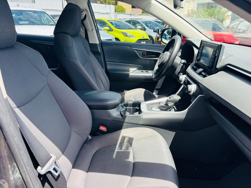 Toyota RAV4 2.5 Le At