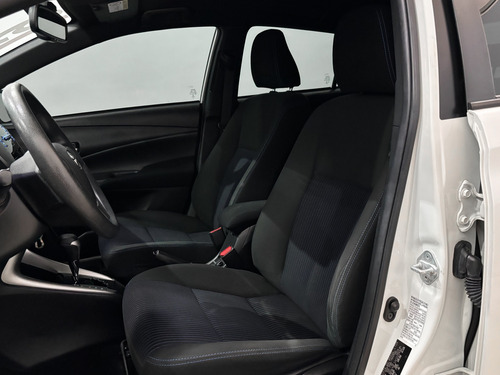 Toyota Yaris 1.3 16V FLEX XL MULTIDRIVE