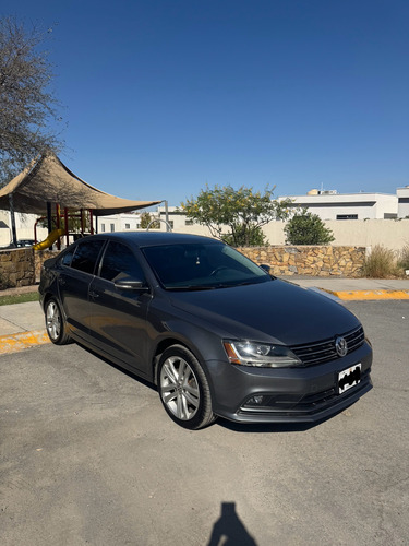 Volkswagen Jetta 2.5 Sportline Tiptronic At