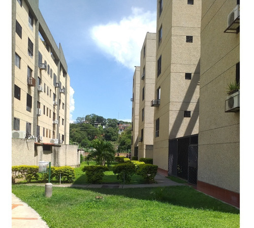 Imagen 7 de 17 de Best House Vende Amplio Y Cómodo Apartamento Ubicado En Riberas De Izcaragua -guarenas