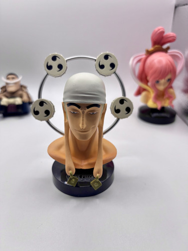 Lote 4 Figuras 5-8cm One Piece Enel Kuma Shirahoshi Original (Usado)