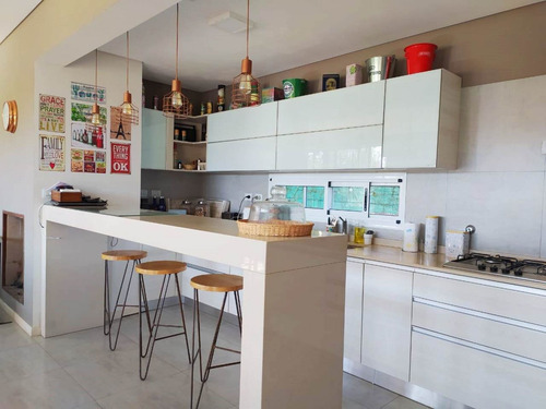 Imagen 5 de 17 de Casa Venta Roldan Barrio Las Tardes