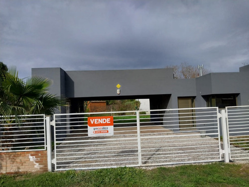 Venta Casa 1 Dormitorio Pueblo Andino Con Cochera