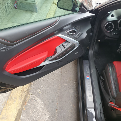 Chevrolet Camaro 6.2 Ss At