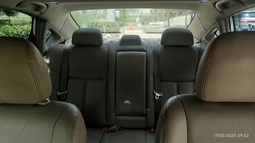Nissan Altima 3.5 Exclusive V6 Piel Cvt