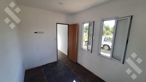En Venta, Tráiler Habitacional A Estrenar, B° Los Patos, Plottier.
