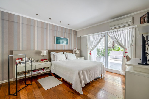 Excelente Piso - Venta - 5 Amb - Suite - 2 Patios - Balcon - 2 Cocheras - Belgrano