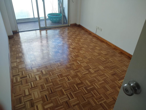 Imagen 9 de 21 de Oficina En Tribunales. Apto Vivienda