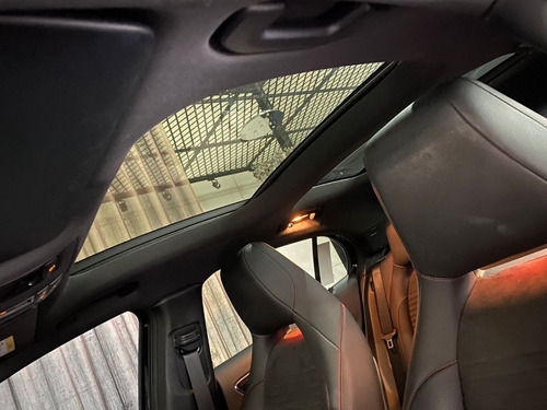 Imagen 13 de 15 de Mercedes Benz Gla 250 Sport 2018 Negro