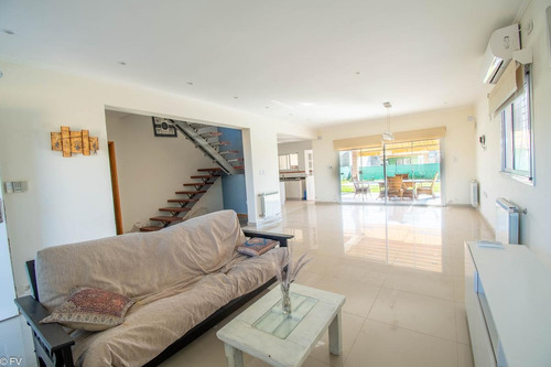 Imagen 2 de 26 de Casa En Venta 3 Dormitorios -roldan - Tierra De Sueños 3