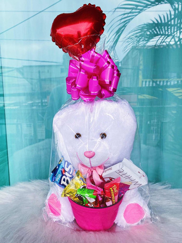 Imagem 3 de 4 de Cesta De Chocolate Com Urso De Pelúcia Presente Aniversário