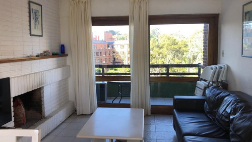 Imagen 1 de 13 de Apartamento Luminoso Con Piscina En Punta Del Este Roosvelt