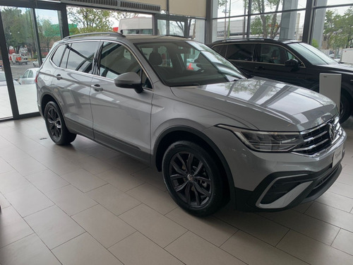 Imagen 5 de 12 de Volkswagen Tiguan