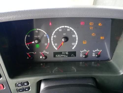 Scania P340 A6x2 Modelo 2008