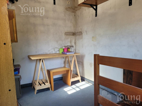 Imagen 20 de 22 de Venta Ph En Bernal Centro ! Excelente Estado . 3 Ambientes Con Patio