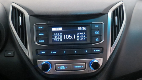 Imagem 13 de 14 de Hyundai Hb20s 1.6 Comf 2016