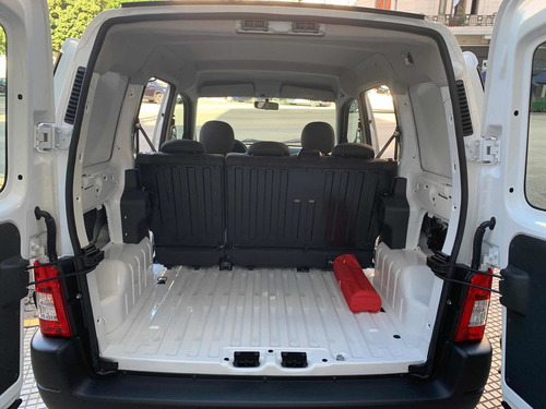Imagen 14 de 15 de Citroën Berlingo Business Mixto Hdi 2022