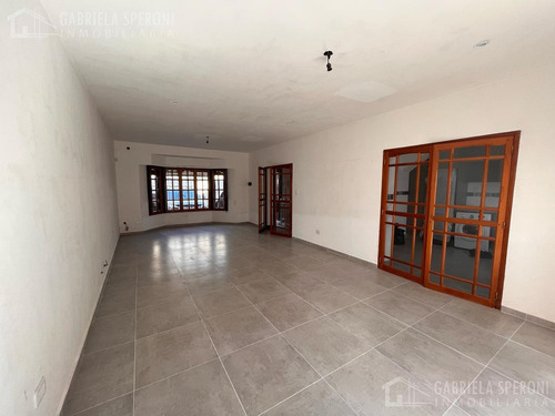 Imagen 6 de 24 de Chalet 4 Ambientes - Gerli