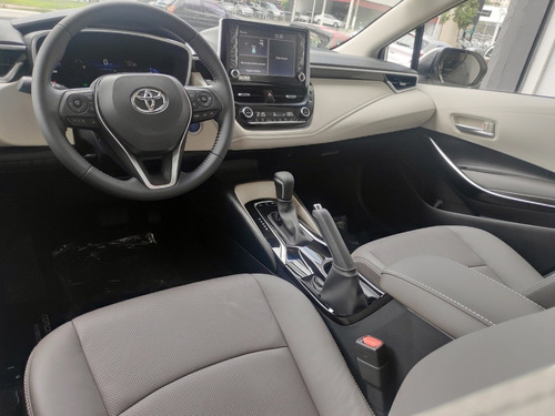 Toyota Corolla 1.8 Altis Hybrid Flex Aut. 4p Hibrido Flex