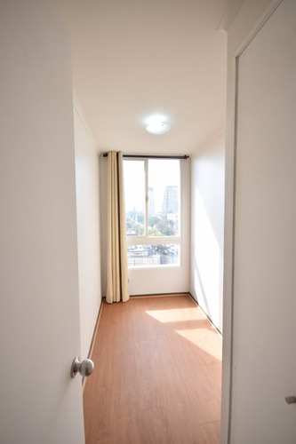 Arriendo Depto Metro Matta-2 Dormitorios-1 Baño-estac. Y Bod