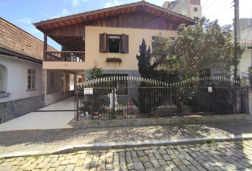 Imagem 1 de 15 de Casa Com 3 Dormitórios À Venda, 250 M² Por R$ 700.000,00 - Garcia - Blumenau/sc - Ca0650