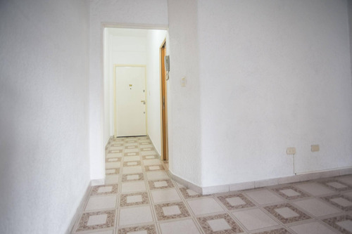 Venta 3 Ambientes Almagro!!