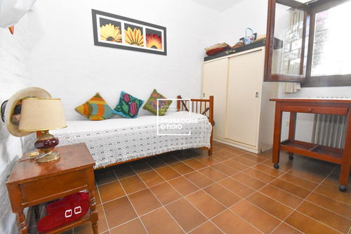 Imagen 11 de 24 de Vende Chalet Playa Mansa Sólida Construcción Gran Parque. (ref: Psd-4800)